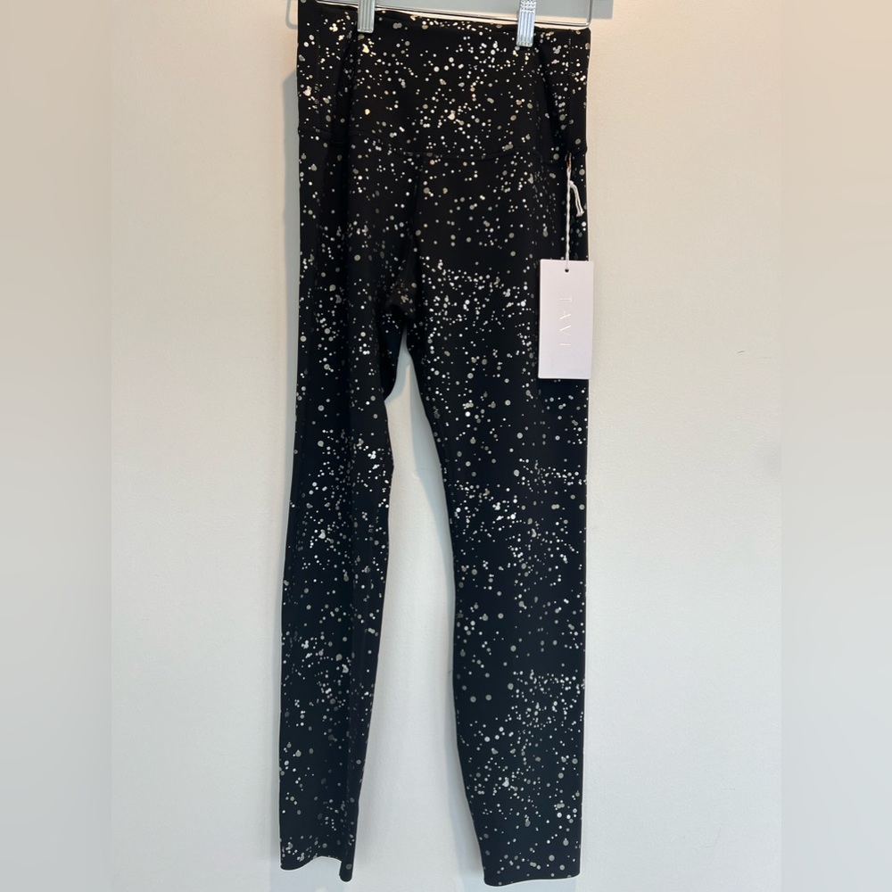 NWT Tavi High Waisted 7/8 Black Dot Leggings